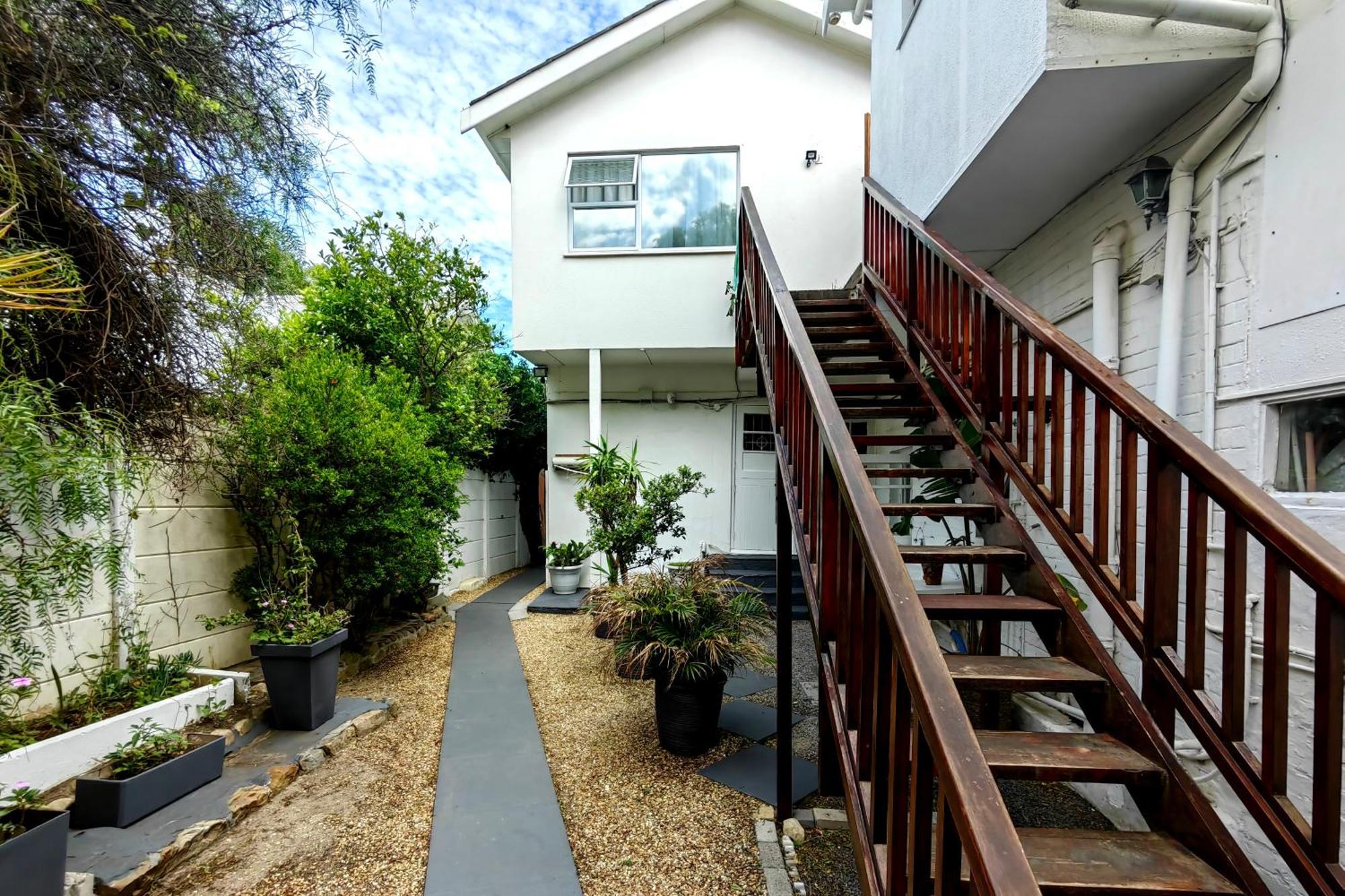 Swiss Cottage Guest House Кейптаун Екстериор снимка