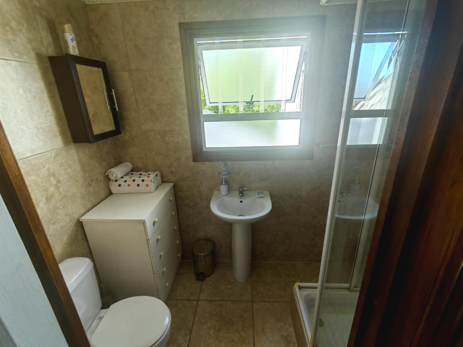 Swiss Cottage Guest House Кейптаун Екстериор снимка